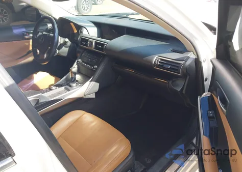 2017 Lexus Is 200T z USA, uszkodzony, nr VIN JTHBA1D25H5058562